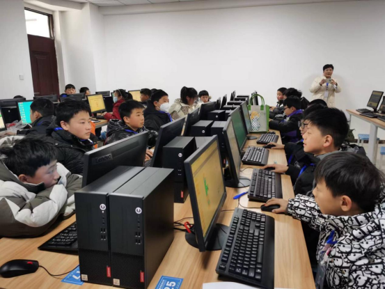 邳州市举办2023年青少年科技模型大赛第二赛程比赛(1)314.png